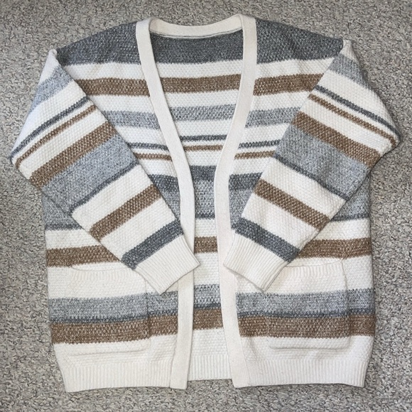 Cardigan with Pockets - Picture 1 of 6